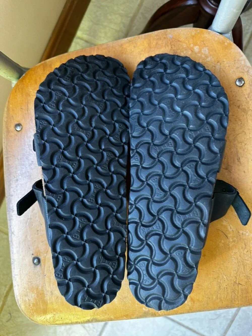 Birkenstock sandals black